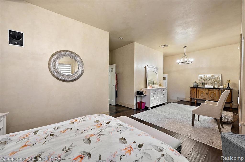 3701 Northwood, West Bloomfield, MI, 48324