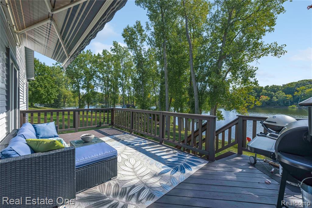 4047 Sunfish Drive, Lapeer, MI 48446 — Photo 11