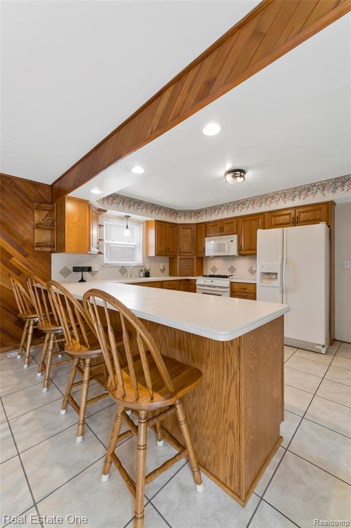 1668 Castleton Drive, Troy, MI 48083 — Photo 11