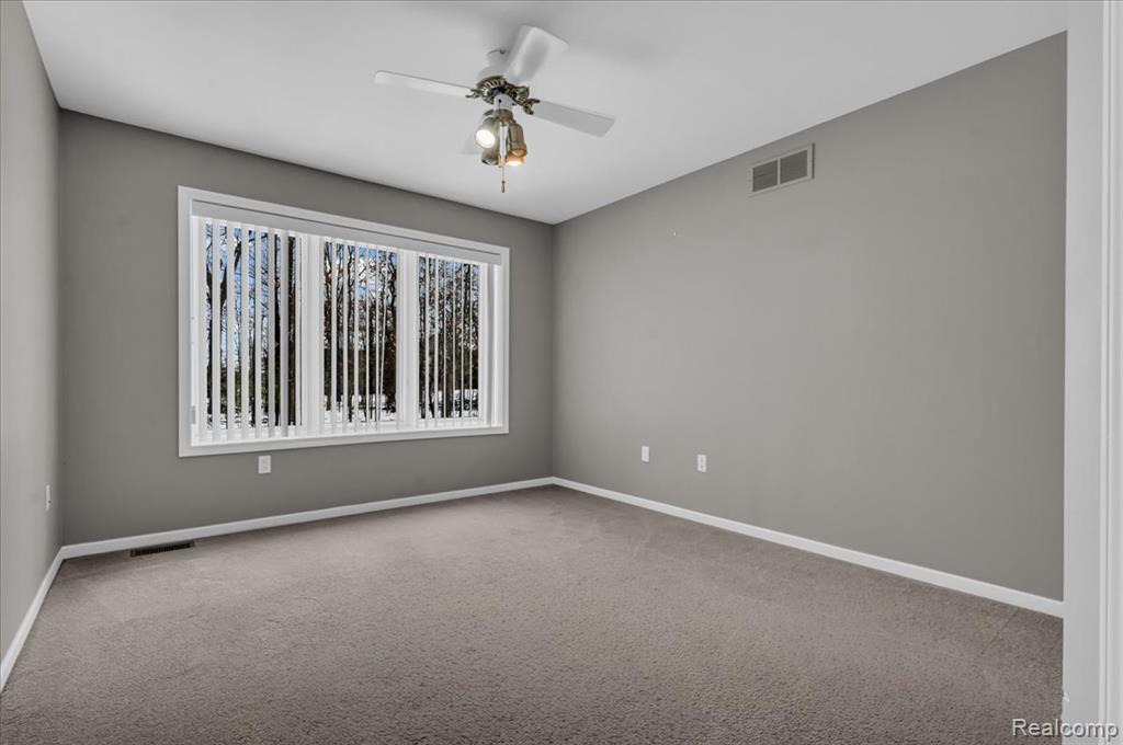 43855 Pinot Noir Drive, Sterling Heights, MI 48314 — Photo 23