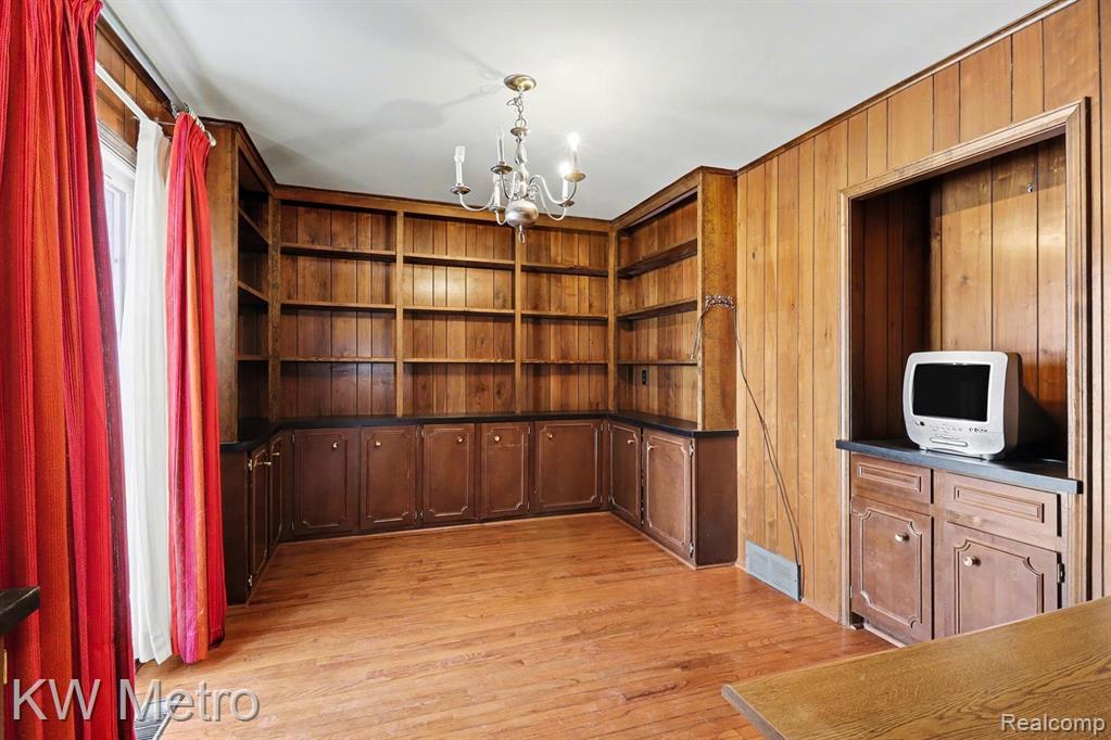 5865 Dunmore Court, West Bloomfield, MI — Photo 21