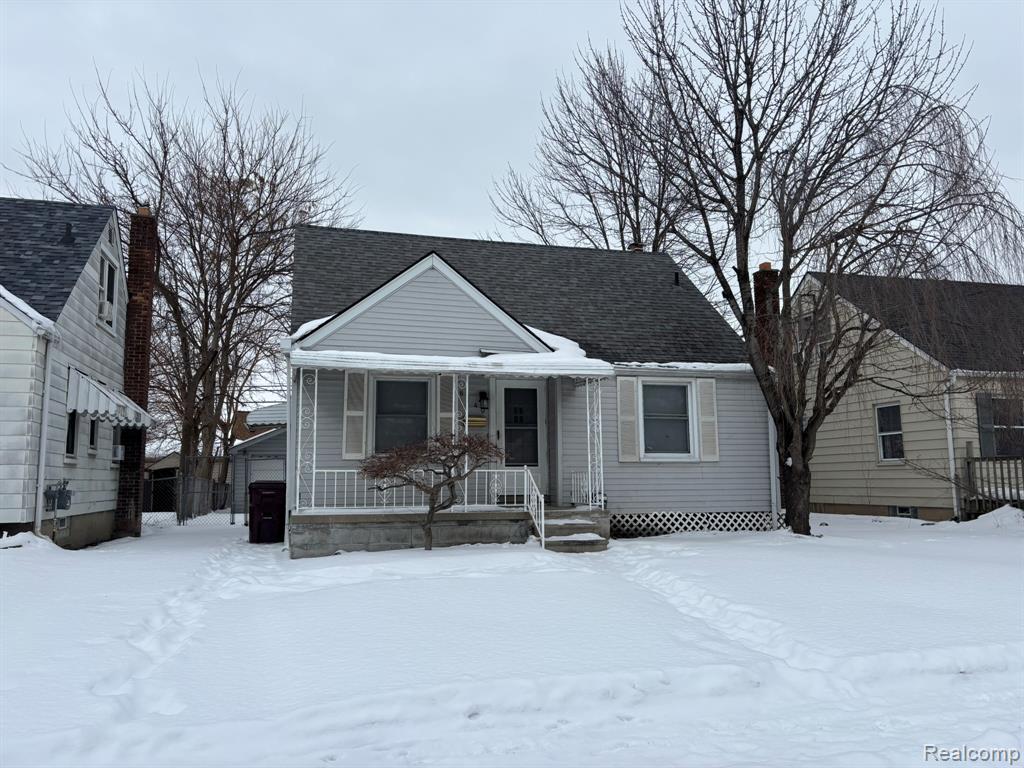 8149 Standard, Center Line, MI 48015 — front exterior