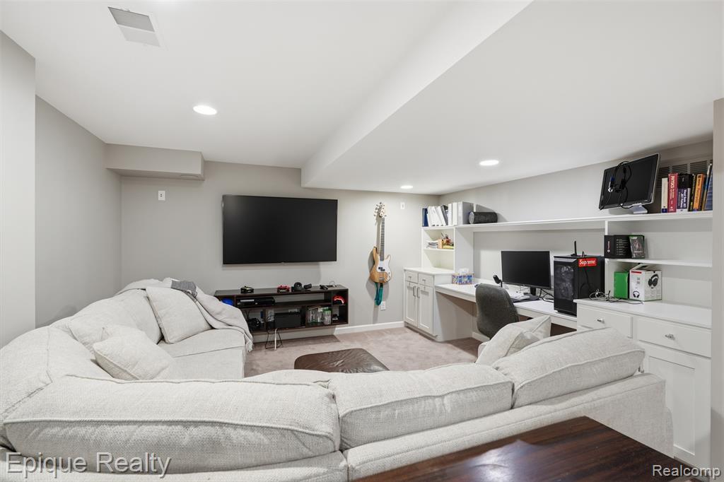 2442 Moors Court, Ann Arbor, MI 48108 — Photo 39