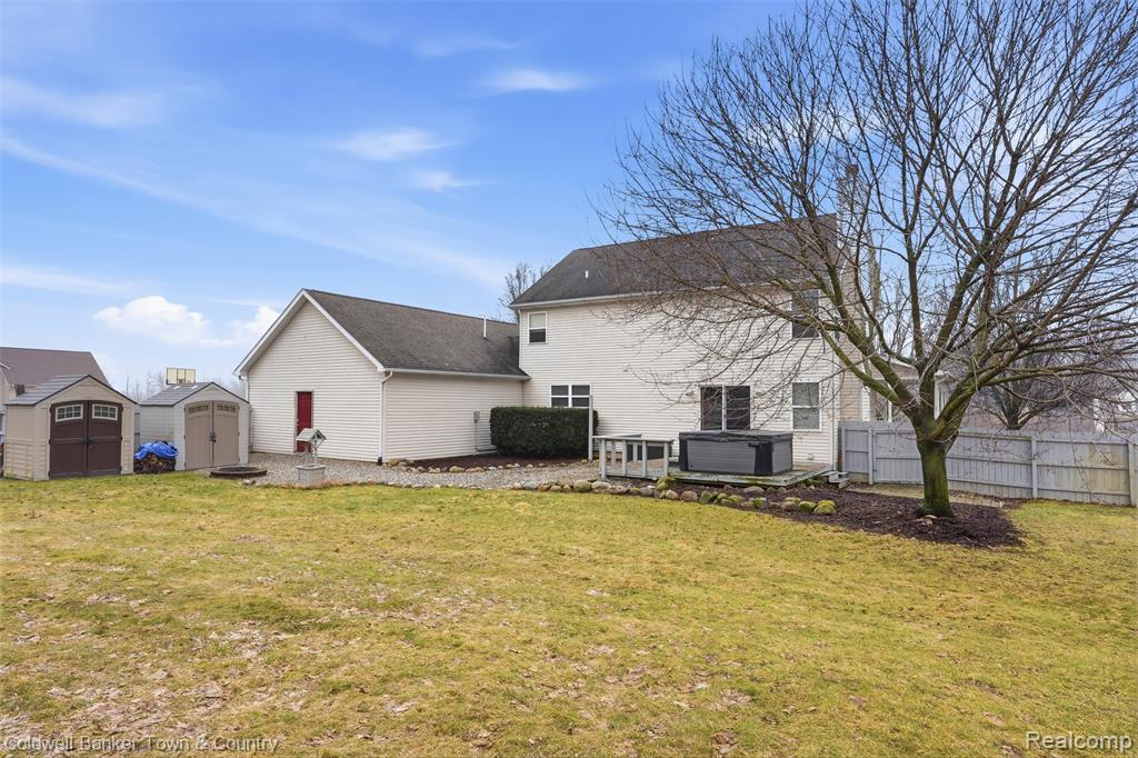 7431 Oceola Farms Court, Howell, MI 48855 — Photo 45