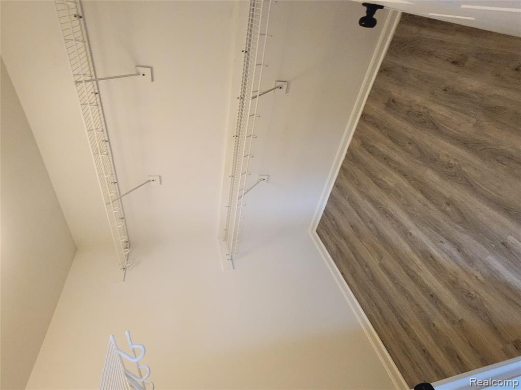 5184 Meadow Crest Circle, Holly, MI 48442 — Photo 14