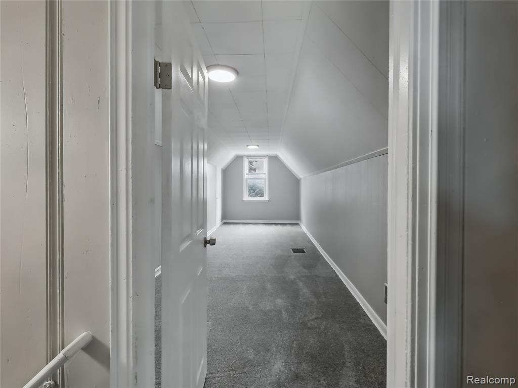 8220 Hudson Avenue, Warren, MI 48089 — Photo 18