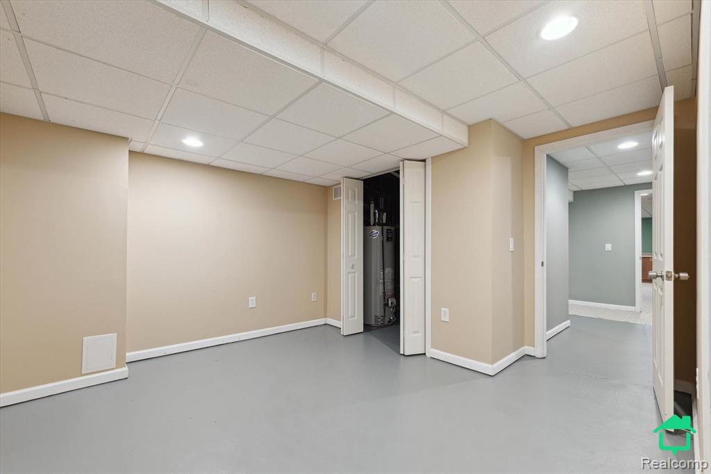 51065 Weston Drive, Plymouth, MI 48170 — Photo 48