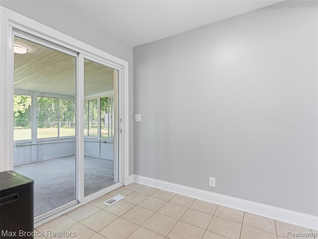 47375 Harry Street, Utica, MI 48317 — Photo 18