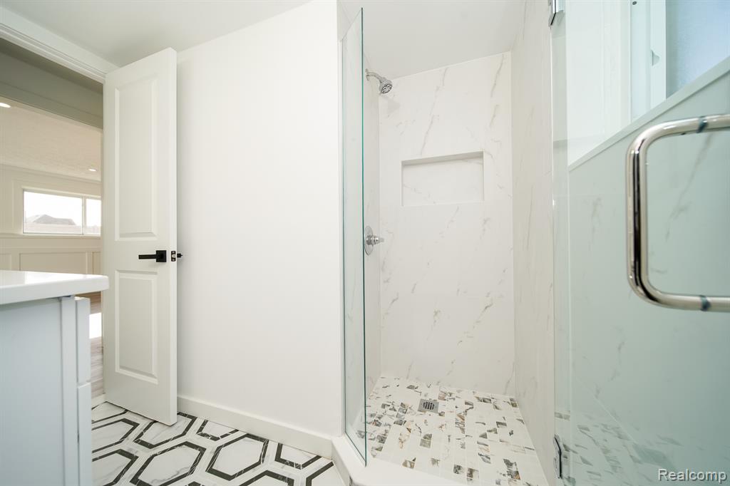 4060 Franklin Park Drive, Sterling Heights, MI 48310 — Photo 64