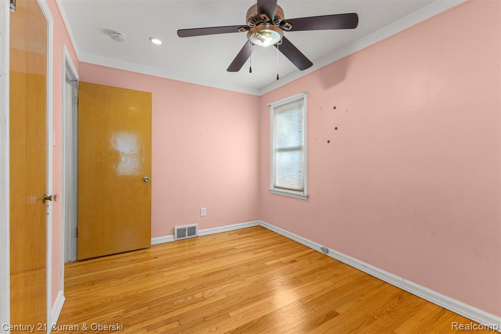9299 Becker Avenue, Allen Park, MI 48101 — Photo 23