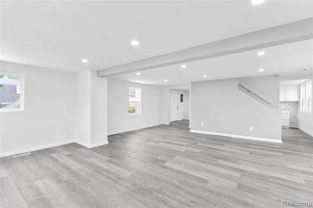 4354 S 5th Street, Luna Pier, MI 48157 — Photo 10