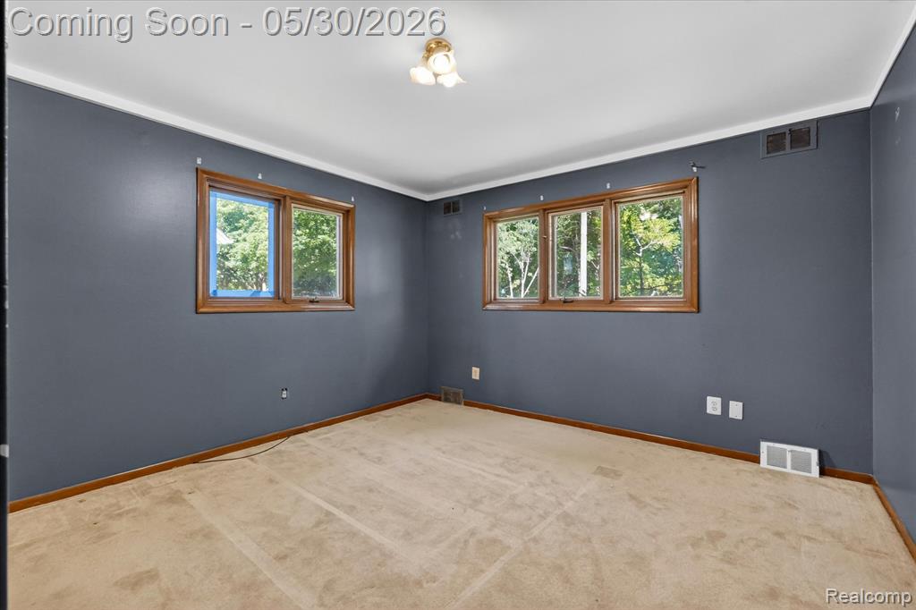 28013 Roan Drive, Warren, MI 48093 — Photo 26