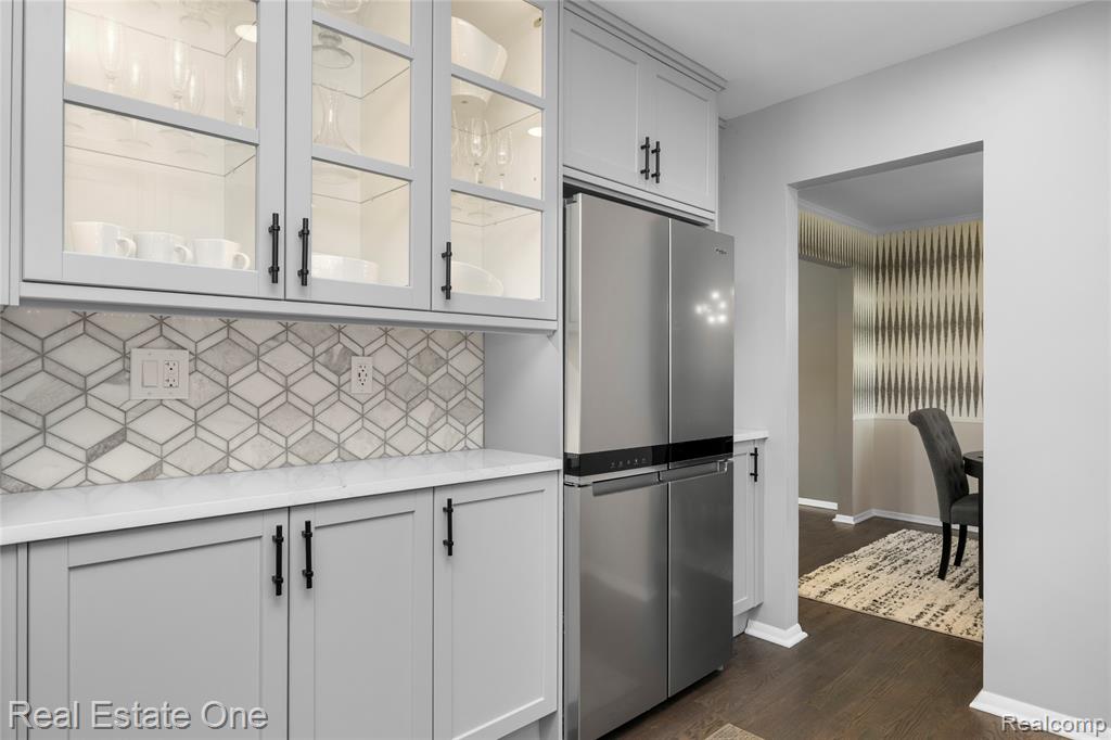 5011 Thorncroft Avenue, Royal Oak, MI 48073 — Photo 18