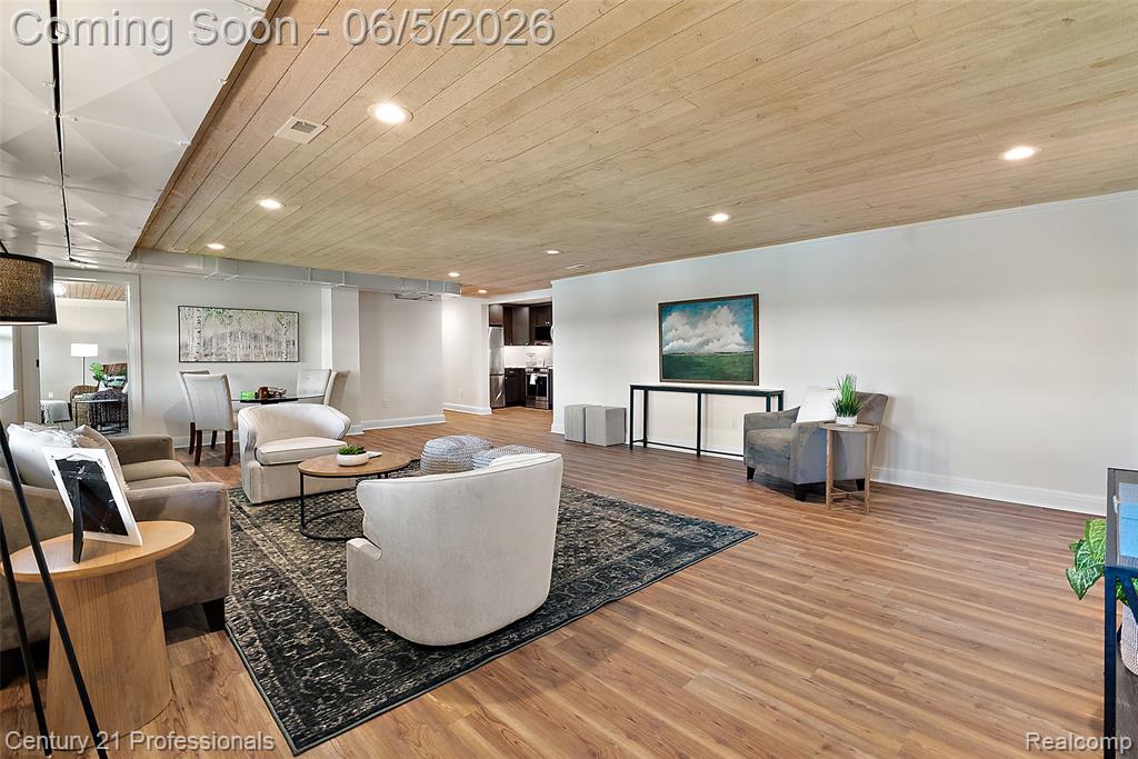 1420 Pettibone Lake Road, Highland, MI 48356 — Photo 32