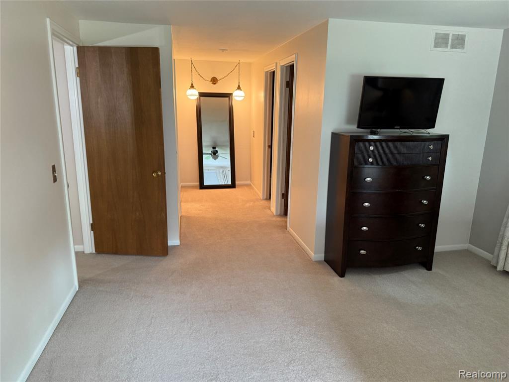 5540 Bostall Woods Drive, Rochester, MI 48306 — Photo 49