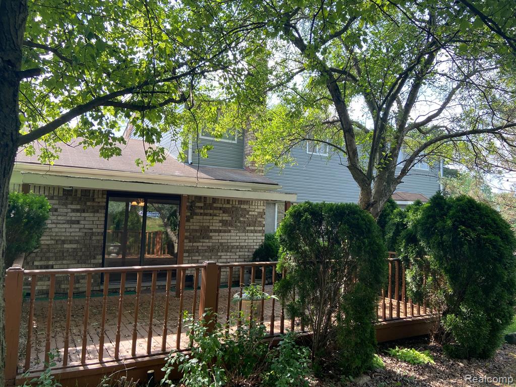 494 ROLLING GREEN Circle S, Rochester Hills, MI 48309 — Photo 37