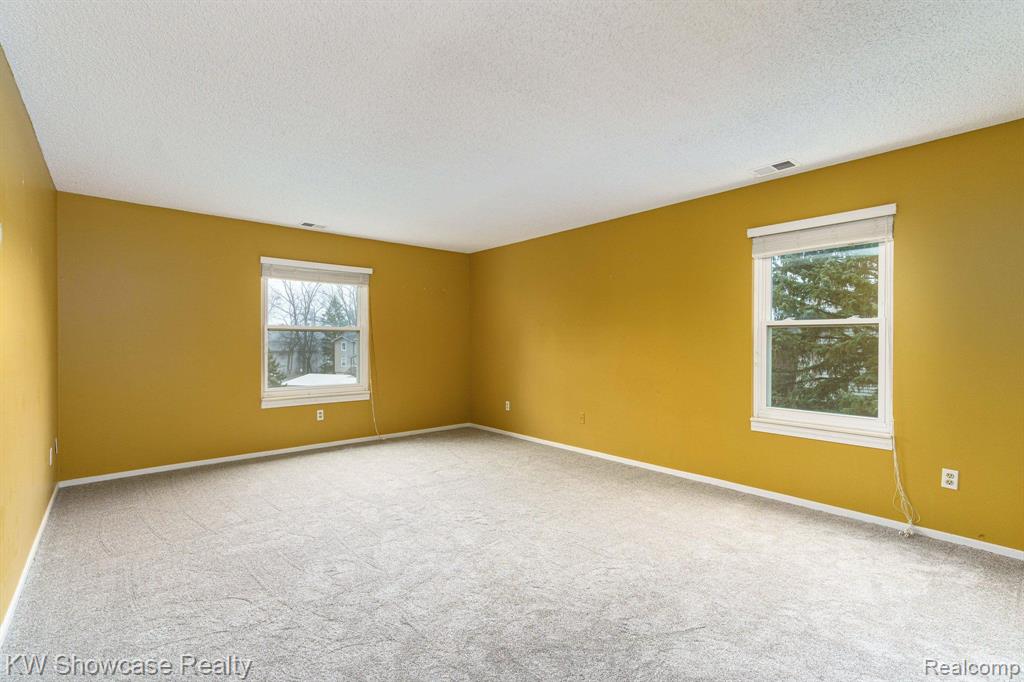 4980 OAK HILL Drive, 66, Waterford, MI 48329 — Photo 30