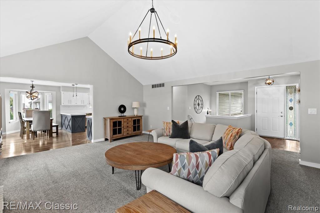 13947 Hearthstone Lane, Hartland, MI 48353 — Photo 9