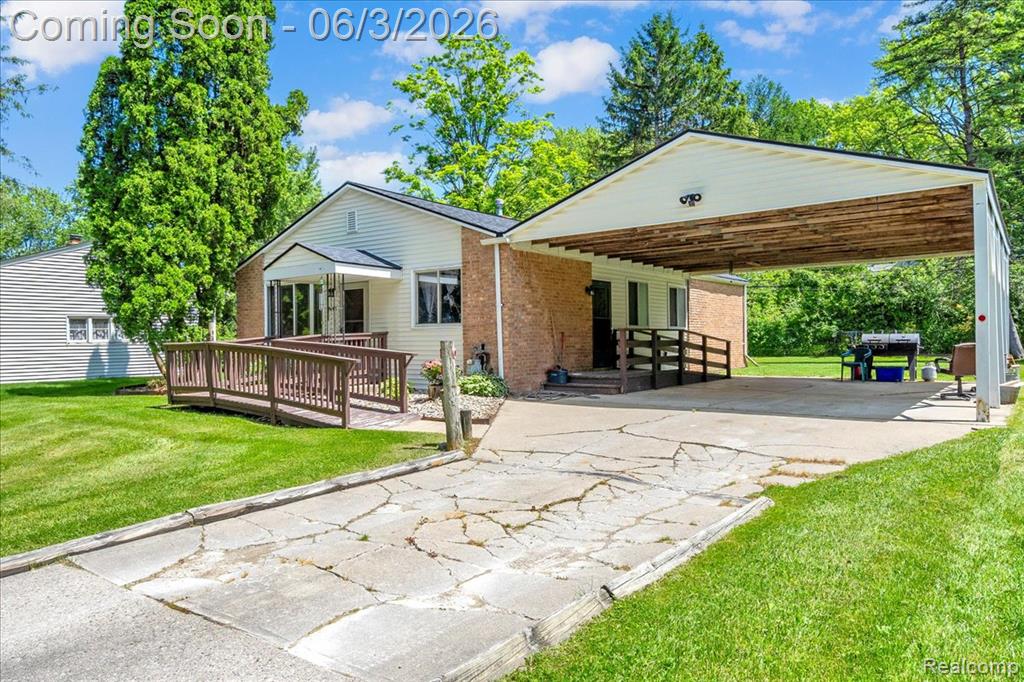 2491 Crystal Drive, Ann Arbor, MI 48108 — Photo 2