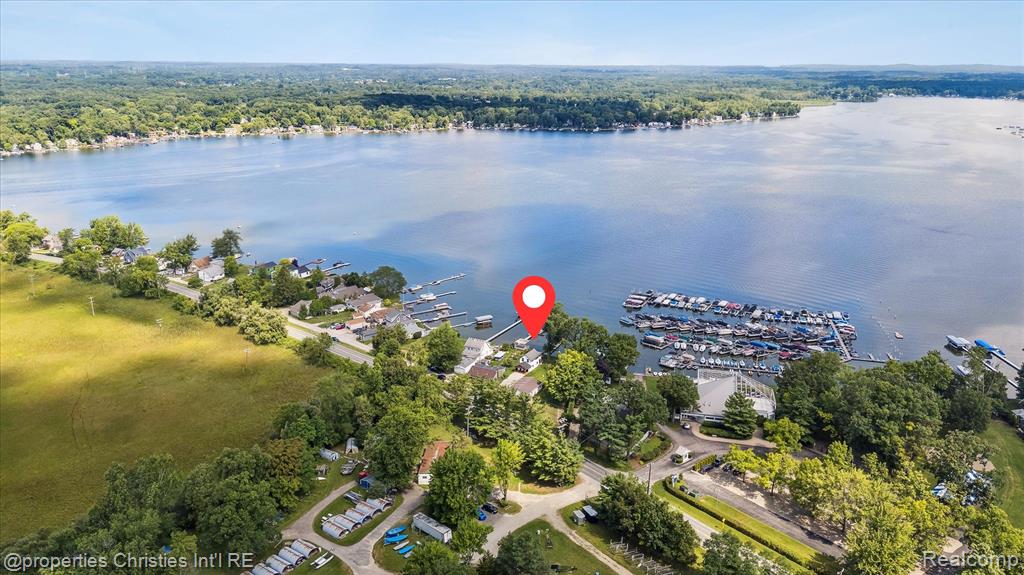 8980 Dexter Pinckney Road, Pinckney, MI 48169 — Photo 47