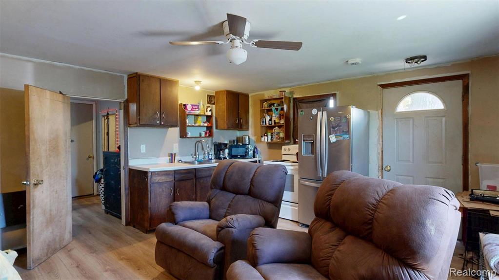 3521 Benoit Road, Fairgrove, MI 48733 — Photo 9