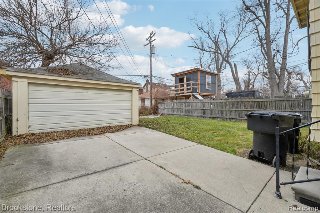 14295 Mark Twain Street, Detroit, MI 48227 — Photo 37
