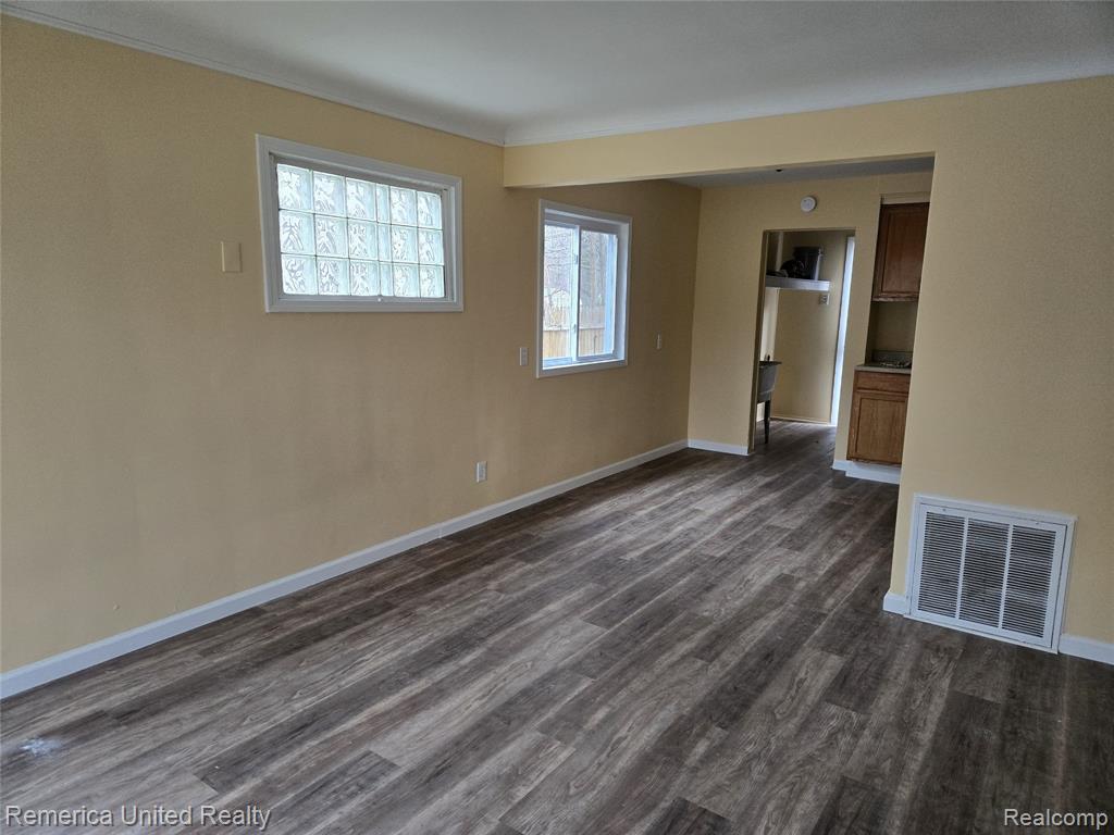 24677 PURITAN, Redford, MI 48239 — Photo 3
