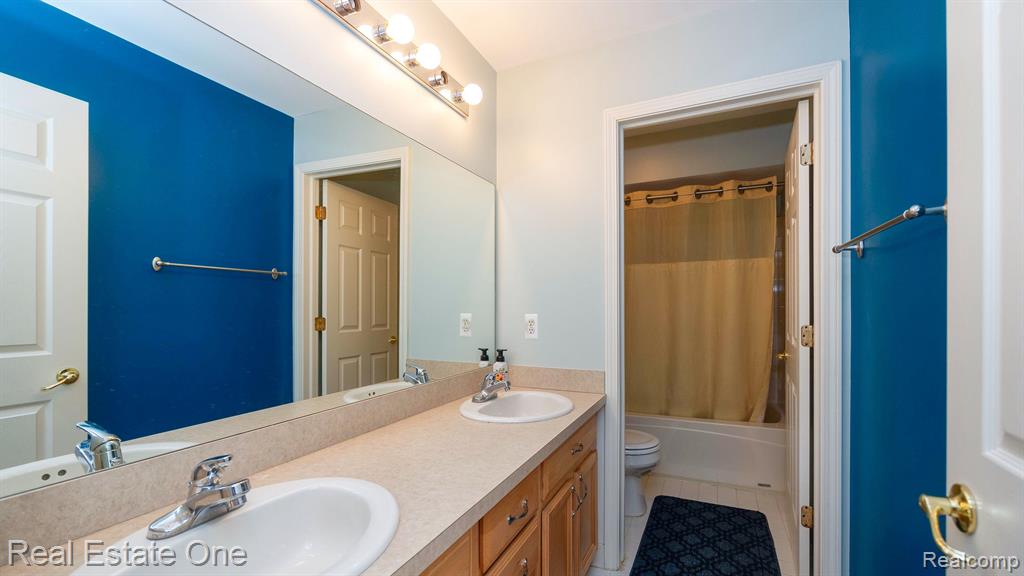 17041 ALGONQUIN Drive, Northville, MI 48168 — Photo 51