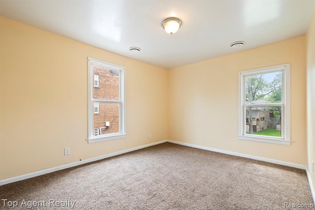 50 Henderson Street, Pontiac, MI 48341 — Photo 25