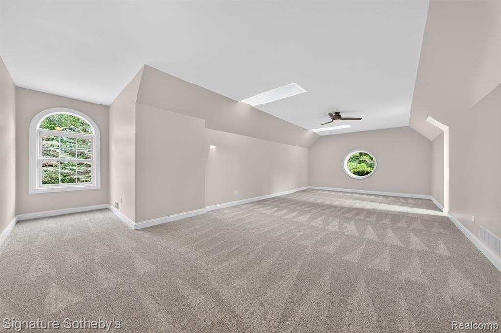 900 Hill Hollow Lane, Milford, MI 48381 — Photo 27