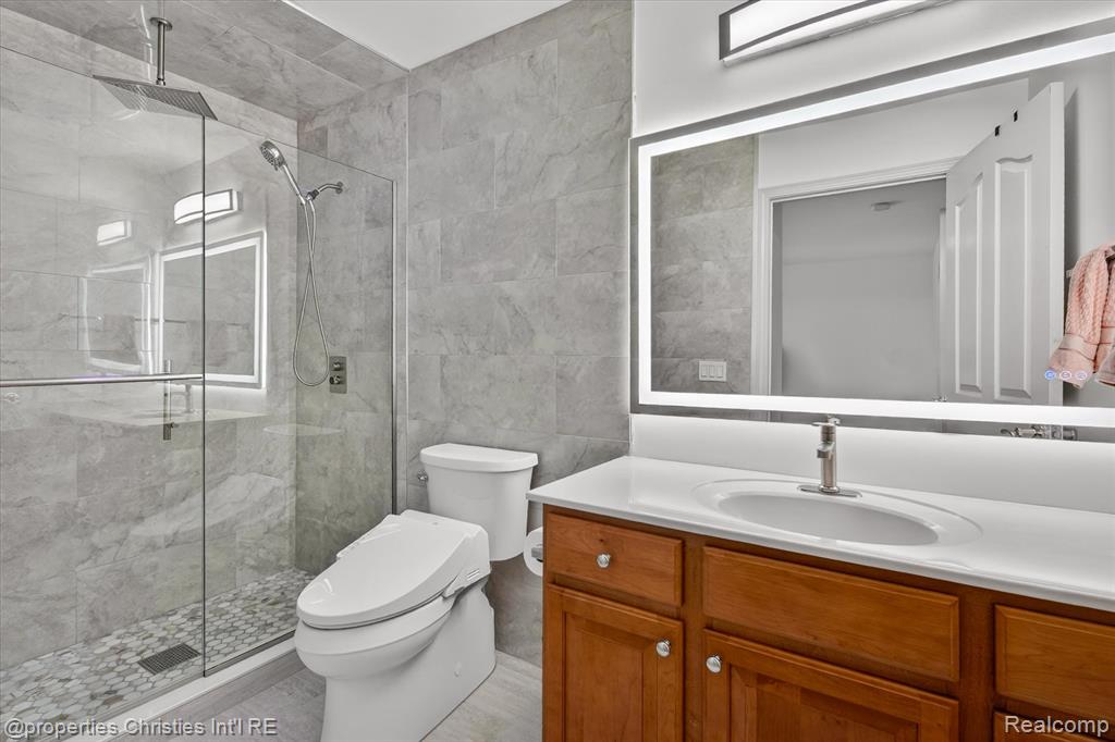 45094 Oak Forest Drive, Northville, MI 48168 — Photo 49