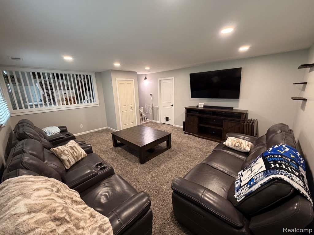 4803 Crestbrook Drive, Waterford, MI 48328 — Photo 18