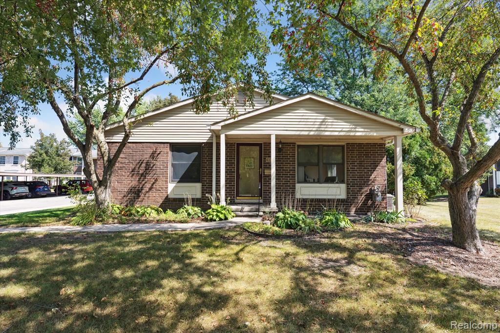 8346 Lakeview Drive, Ypsilanti, MI 48198 — Photo 5