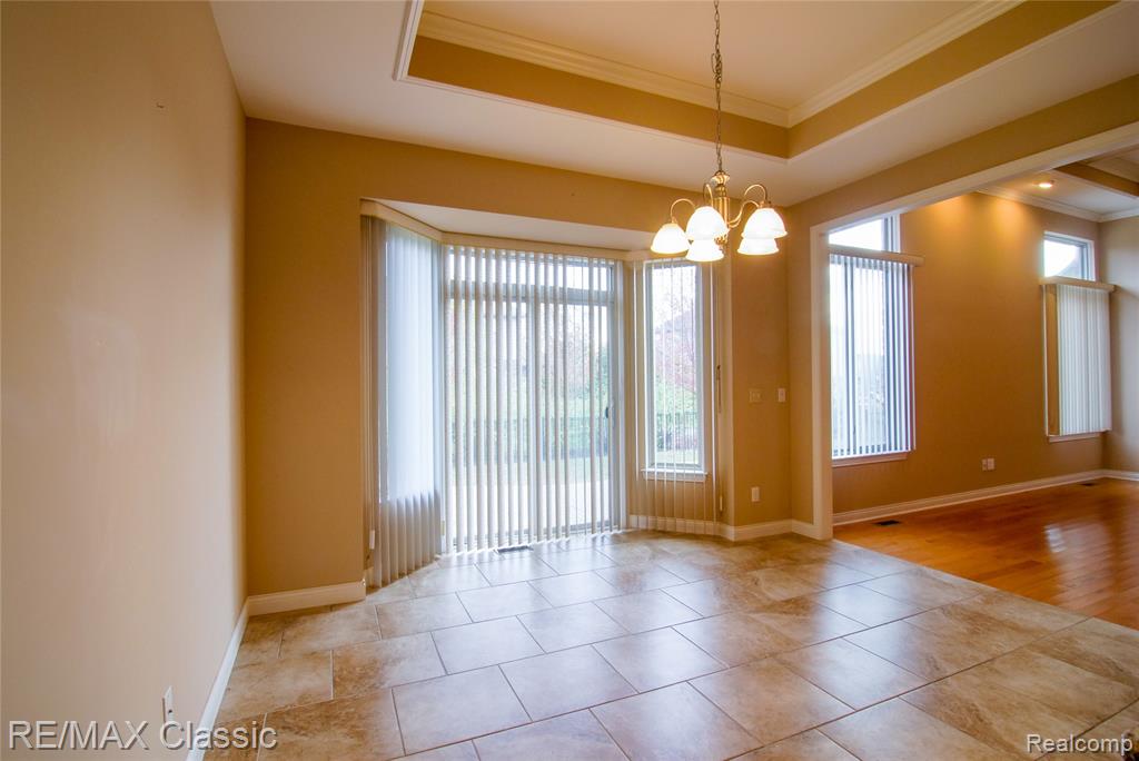 50416 Pinnacle Woods Lane, Macomb, MI 48042 — Photo 8