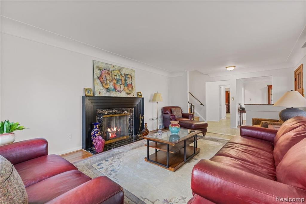 28791 Sunset Boulevard W, Lathrup Village, MI 48076 — Photo 21