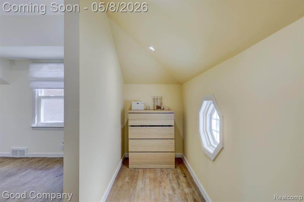 928 Marywood Drive, Royal Oak, MI 48067 — Photo 34