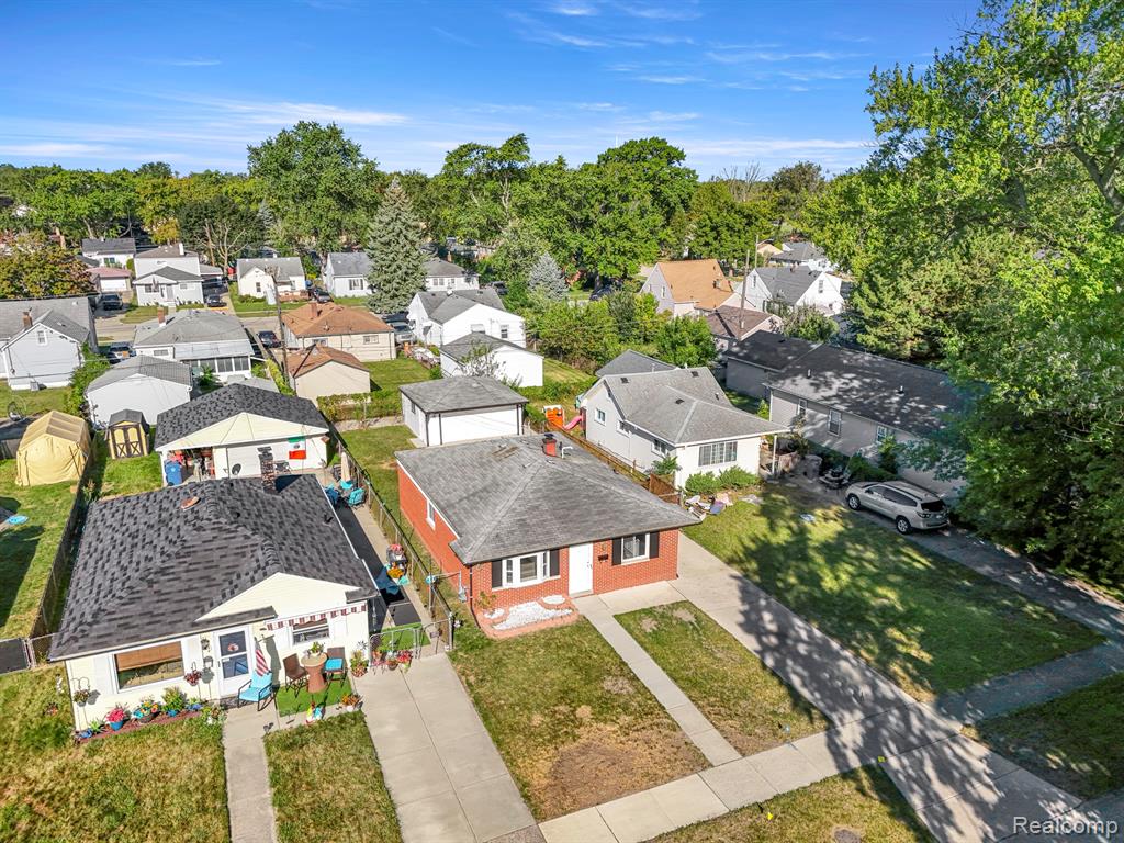 4638 Gertrude Street, Dearborn Heights, MI 48125 — Photo 4