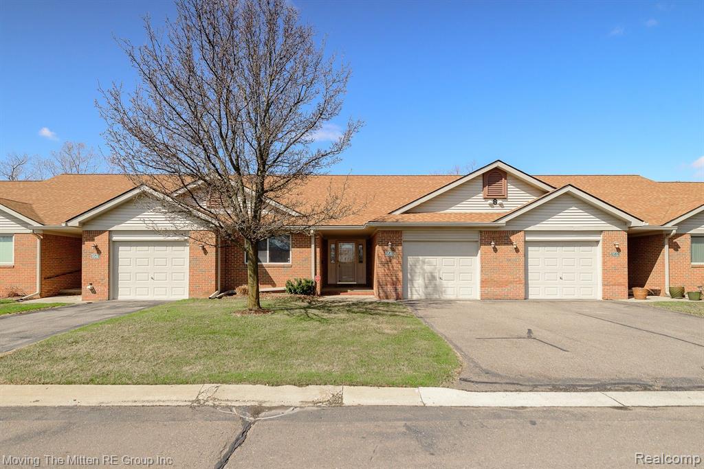 9540 WHEATGRASS Lane, Belleville, MI 48111 — Photo 28