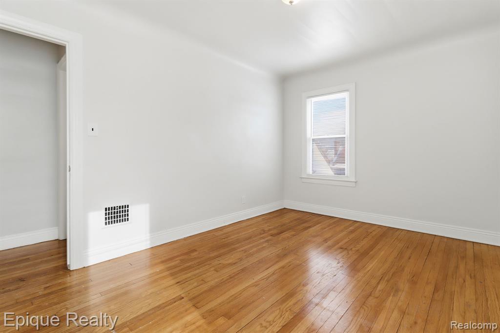 9535 Terry Street, Detroit, MI 48227 — Photo 32