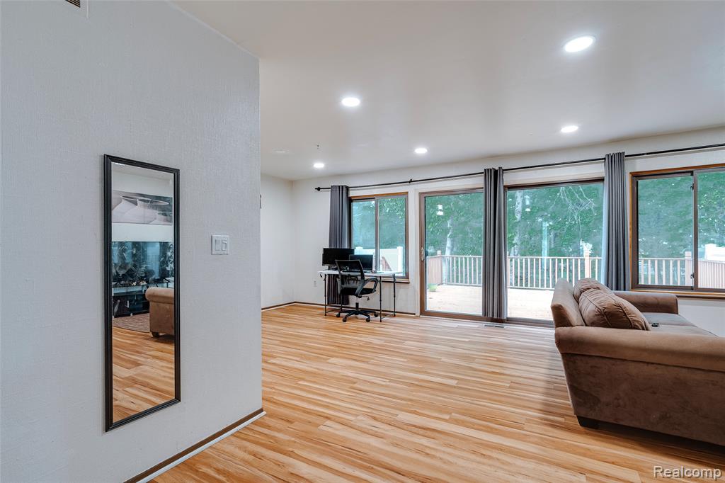 22857 Cranbrooke Drive, Novi, MI — Photo 18