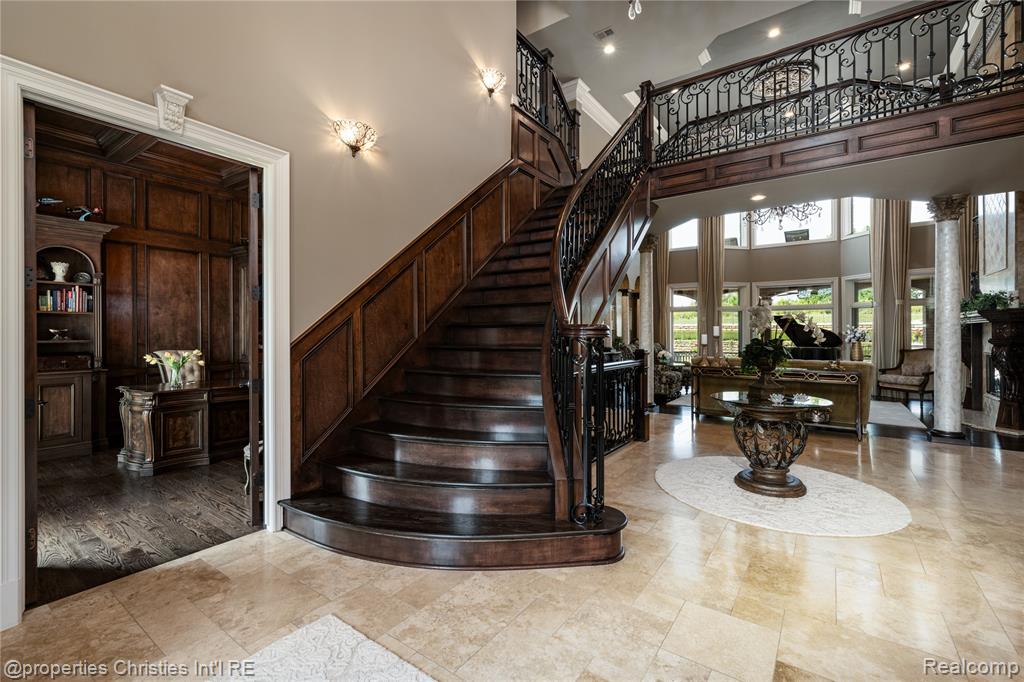 48928 Barola Court, Northville, MI 48167 — Photo 6