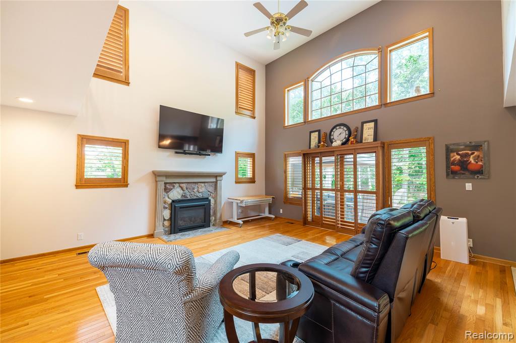 9362 Owen Street, Grosse Ile, MI 48138 — Photo 5