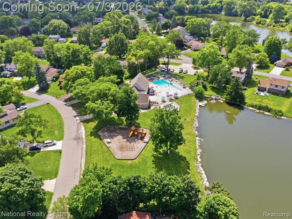 40368 Village Wood Road, Novi, MI — Photo 43