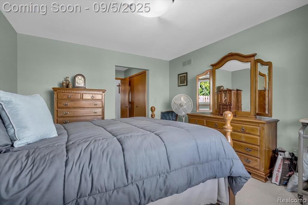 43559 Riverbend Boulevard, Clinton Twp, MI 48038 — Photo 26