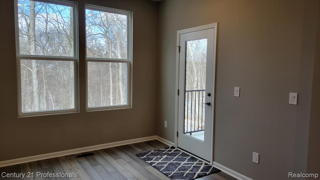 652 Peppermint Drive, Rochester Hills, MI 48307 — Photo 10