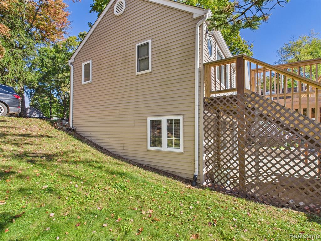 408 Peninsula Drive, Columbiaville, MI 48421 — Photo 24