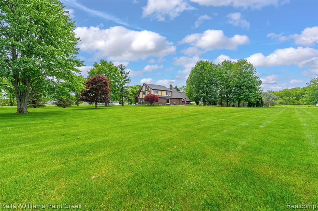 9594 MARQUETTE Road, Wales, MI — Photo 47