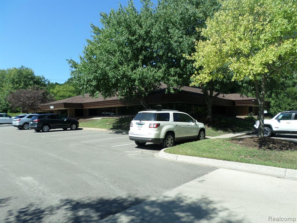 7650 Dixie Highway, Clarkston, MI — Photo 3