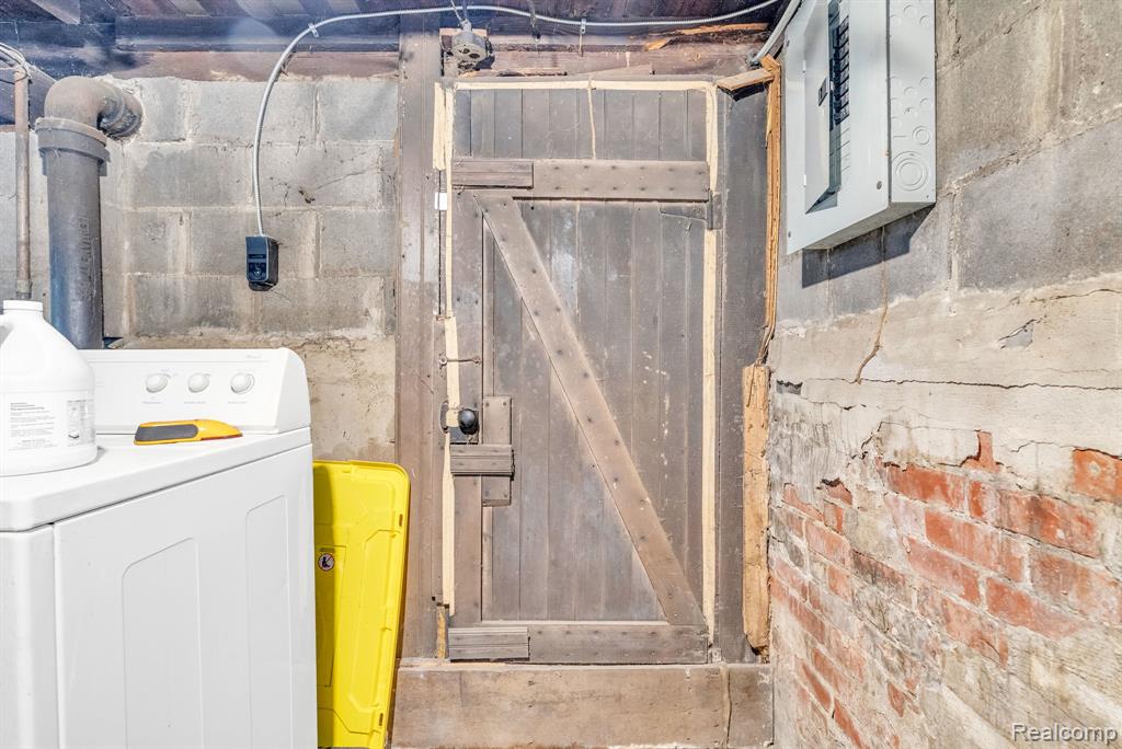 1937 MORRELL Street, Detroit, MI 48209 — Photo 25