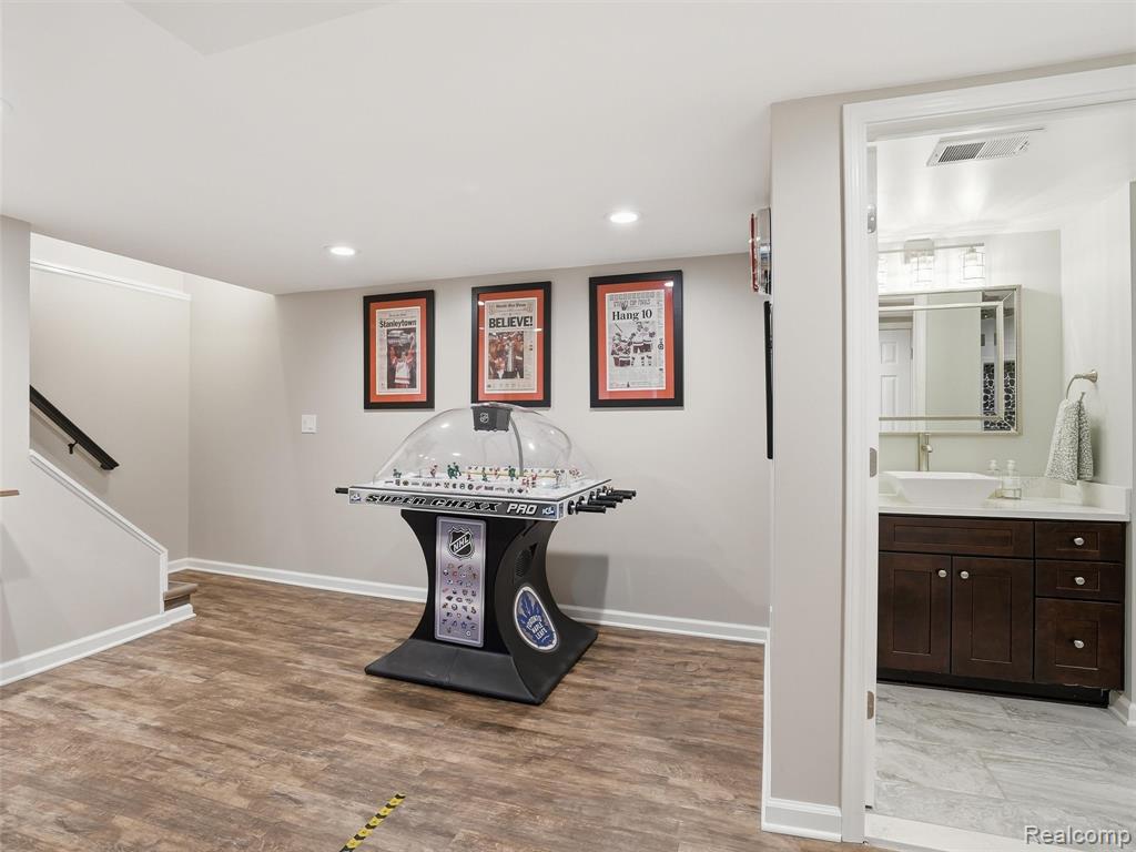 42902 Saxony Road, Canton, MI 48187 — Photo 37